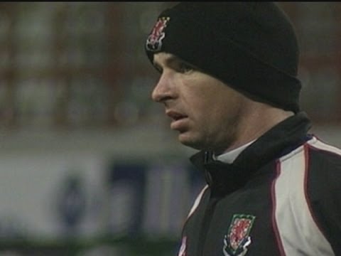 Wales manager Gary Speed found dead