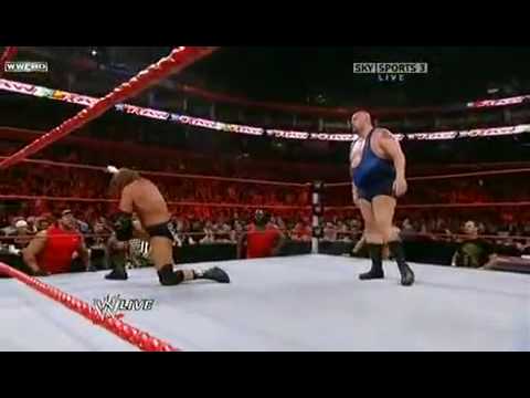 Raw vs Big Show WWE Raw 26/10/09 HQ