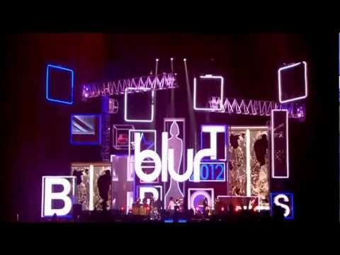 Blur - Parklife (Brit Awards 2012)