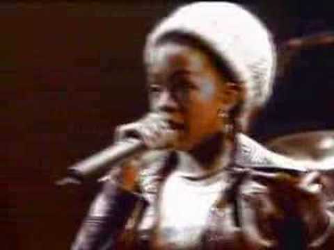 Lauryn Hill - Doo Wop (live at NPA)