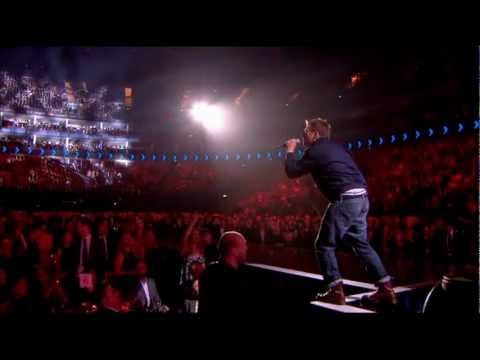 Blur - Girls & Boys / Song 2 (Brit Awards 2012)