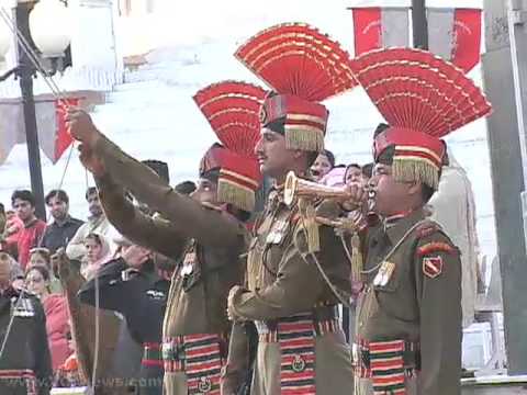 Flag Ceremony on India-Pakistan Border Kicks Up Dust