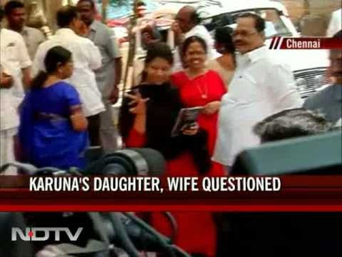 2G scam: Kanimozhi, stepmother interrogated by CBI