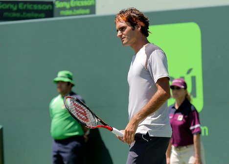 Roger Federer (SUI) competes against Radek Stepanek (CZE) during the Sony Ericsson Open at Crandon Park Tennis Center Key Biscayne, Florida March 26, 2011