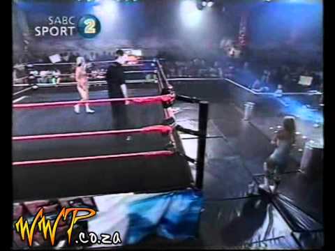 WWP 2006 Archive: Akilah VS Venus