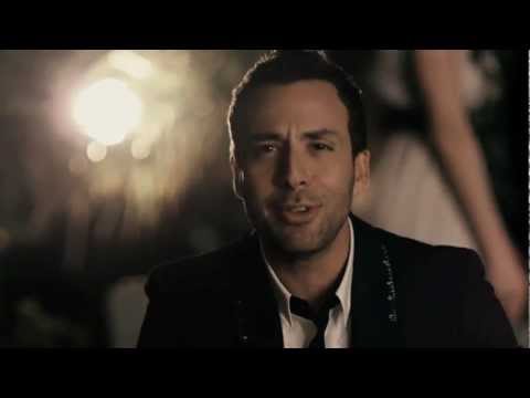 HOWIE D 