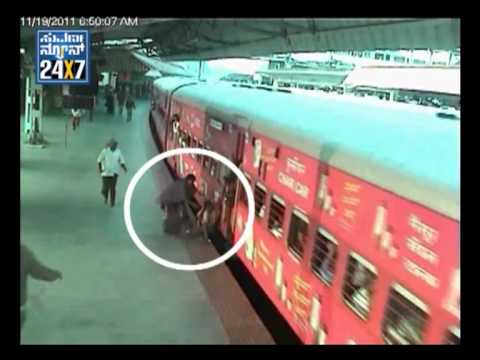 Women Dead After Trying To Catch a Running Train in Mysore - Suvarna news