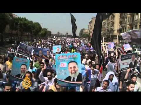 Mass rally for Salafi candidate in Egypt poll