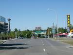 Western terminus of NY 104 at NY 384 in Niagara Falls. NY 104 begins near the Rainbow Bridge at the intersection of First Street and Niagara Street (NY 384) in downtown Niagara Falls.