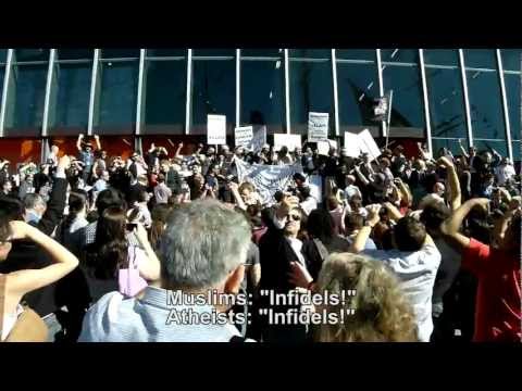 Atheists chant at Muslim protesters - 2012 Atheist Convention