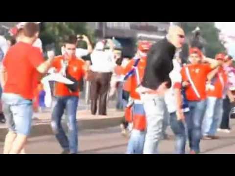 Euro 2012 Violence: Russian, Polish Hooligans Clash In Warsaw - Евро-2012 борьба