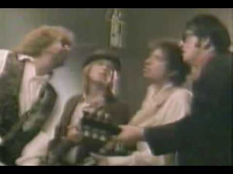 Traveling Wilburys - Handle With Care {Music Video}