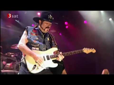 Lynyrd Skynyrd - Sweet Home Alabama, Live Nashville, TN, USA