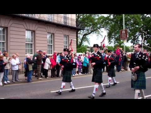 1000 Pipers Pipe Band Parade The Kilt Run Perth Scotland Saturday June 2nd 2012