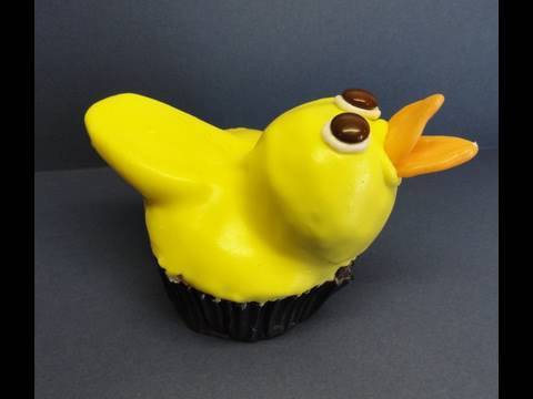 Decorating Cupcakes: #7 Rubber Ducky