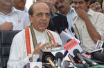 Soon after taking oath as Cabinet Minister for Railways on July 12, 2011, Shri Dinesh Trivedi interacting with the media on his way to airport to take flight for Kanpur/Fatehpur to visit Kalka Mail accident site.