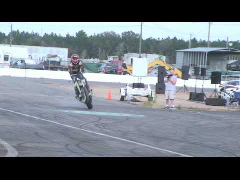 Stunt Wars 2010 Orlando Florida Motorcycle crash cheryls home cooking