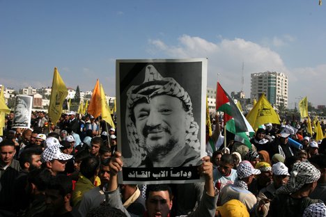  Palestinian Fatah supporters attend a rally marking the second anniversary of the late President Yasser Arafat &acute;s death, in Gaza November 12, 2006. WN (NOUR AHMED )NA1 