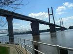 The Quincy Memorial Bridge (U.S. Route 24 eastbound, background) and the new Quincy Bayview Bridge (U.S. Route 24 westbound, foreground) over the Mississippi River at Quincy, Illinois (foreground)/West Quincy, Missouri