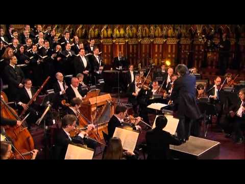 Georg Frederic Händel - Messiah - Hallelujah Chorus - Conductor Kent Nagano in Notre Dame Montreal