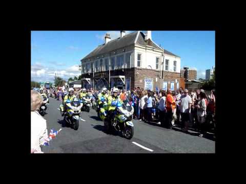 Ken Dodd Welcomes The Olympic Torch To Knotty Ash