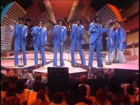 The Spinners - Rubberband Man, on Midnight Special in 1976