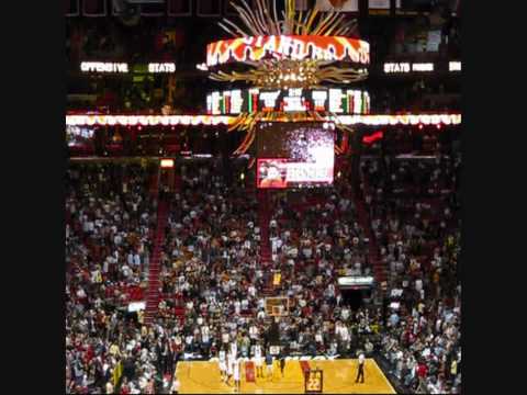 AMERICAN AIRLINES ARENA - MIAMI (Miami heat's game)