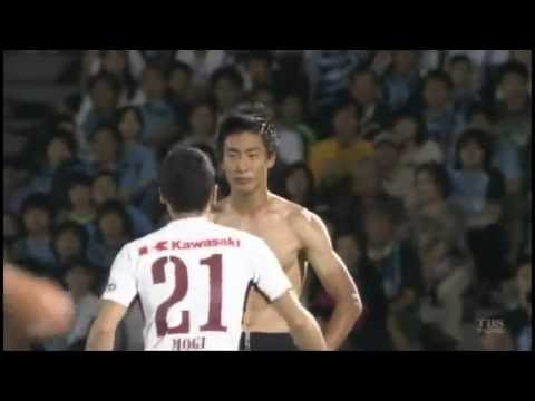 Ken Tokura celebrates like Mario Balotelli in the Japan League