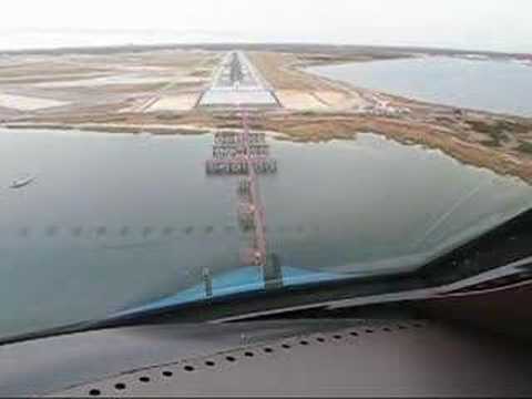 KLM Boeing B747-400 Landing at New York JFK Cockpit view