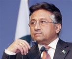 Musharraf thanks Stanley Wolpert for visiting Pakistan