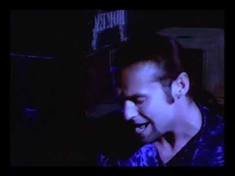 Wet Wet Wet - Love Is All Around (original clip)