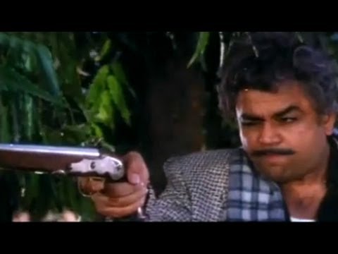 Paresh Rawal With Vasco-De-Gama's Gun - Andaz Apna Apna Comedy Scene