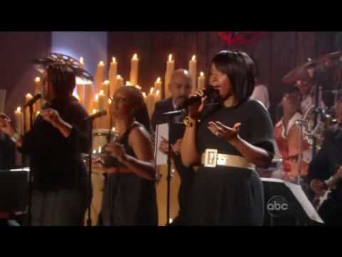 Jennifer Hudson - Christmas Gospel Medley