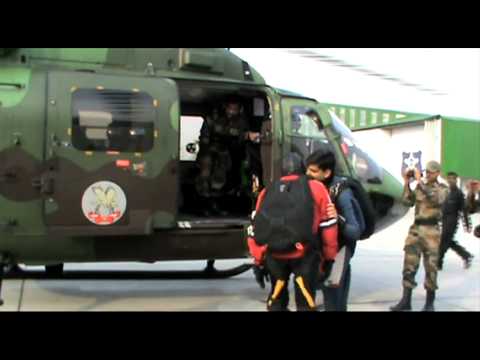 Indian Army sky diving team 1