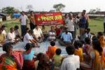 Dr. Binayak sen came to Nonadanga for opening a health camp for Slam dwellers of Nonadanga and moral support their agitation and visit their slam aria on 4th May 2012 Kolkata in Eastern India City