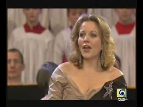 Renee Fleming sings 