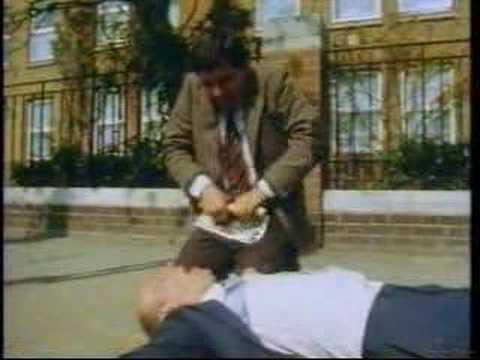 Mr. Bean - CPR