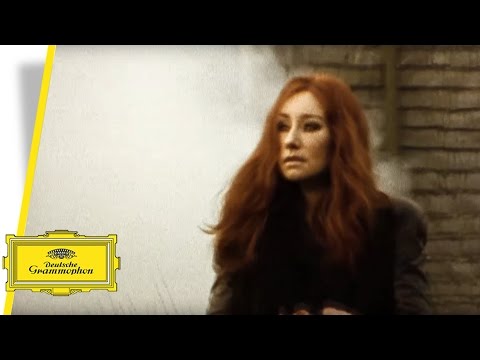 Tori Amos - Music Clip 