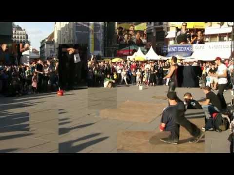 Vienna: Stephansplatz & Streetdancers 2012