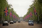 The Mall, looking southwest towards Buckingham Palace (2011). The Mall (play /ˈmæl/[1]) is a road in London running from Buckingham Palace at its western end to Admiralty Arch and on to Trafalgar Square at its eastern end.