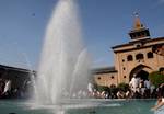 Kashmiri Muslims perform ablutions near a fountain at historic Jamia Masjid holy month of Ramadan in Srinagar, the summer capital of Indian Kashmir, 29 July 2012. During Ramadan, Muslims refrain from eating, drinking and smoking from dawn to dusk.