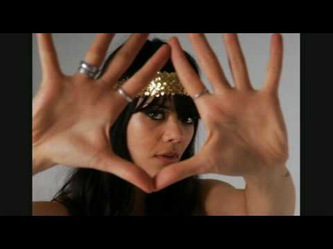 Bat For Lashes - Horse And I (+ LYRICS)