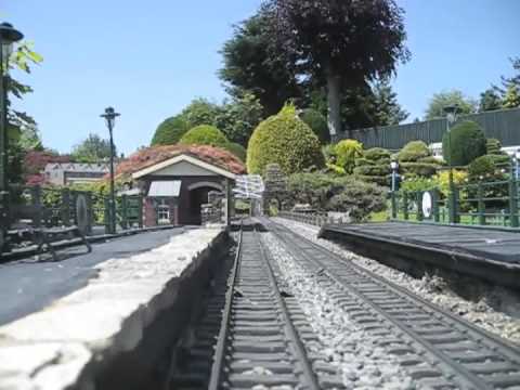 Garden railway: 10 scale miles MASSIVE: Drivers Eye View of Bekonscot Model Railway