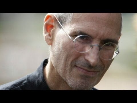 Steve Jobs Dead at 56: Apple Founder Resigns for Health Reasons, Fans Mourn Around World