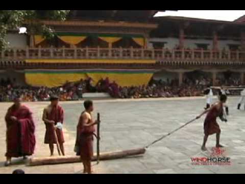 Punakha Festival Bhutan, Punakha Dromchoe & tsechu