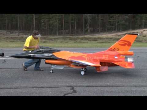 RC turbine jet F-16 scale 1:4