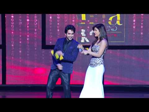 Sonakshi Sinha, Priyanka Chopra & Shafqat Amaanat Ali perform at IIFA Rocks 2012