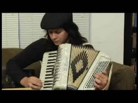 Accordion Basics : How to Play the Accordion with Both Hands