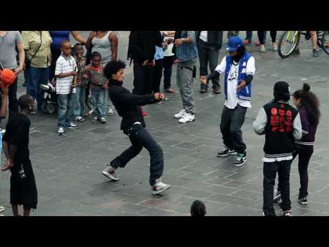 STREET BATTLE | YAK FILMS | Les Twins VS. Bones+Pee Fly VS. Laura+Boubou | FLEXING NEW STYLE DANCE