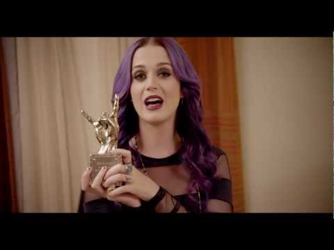 Katy Perry - #VEVOCertified, Pt. 1: Award Presentation